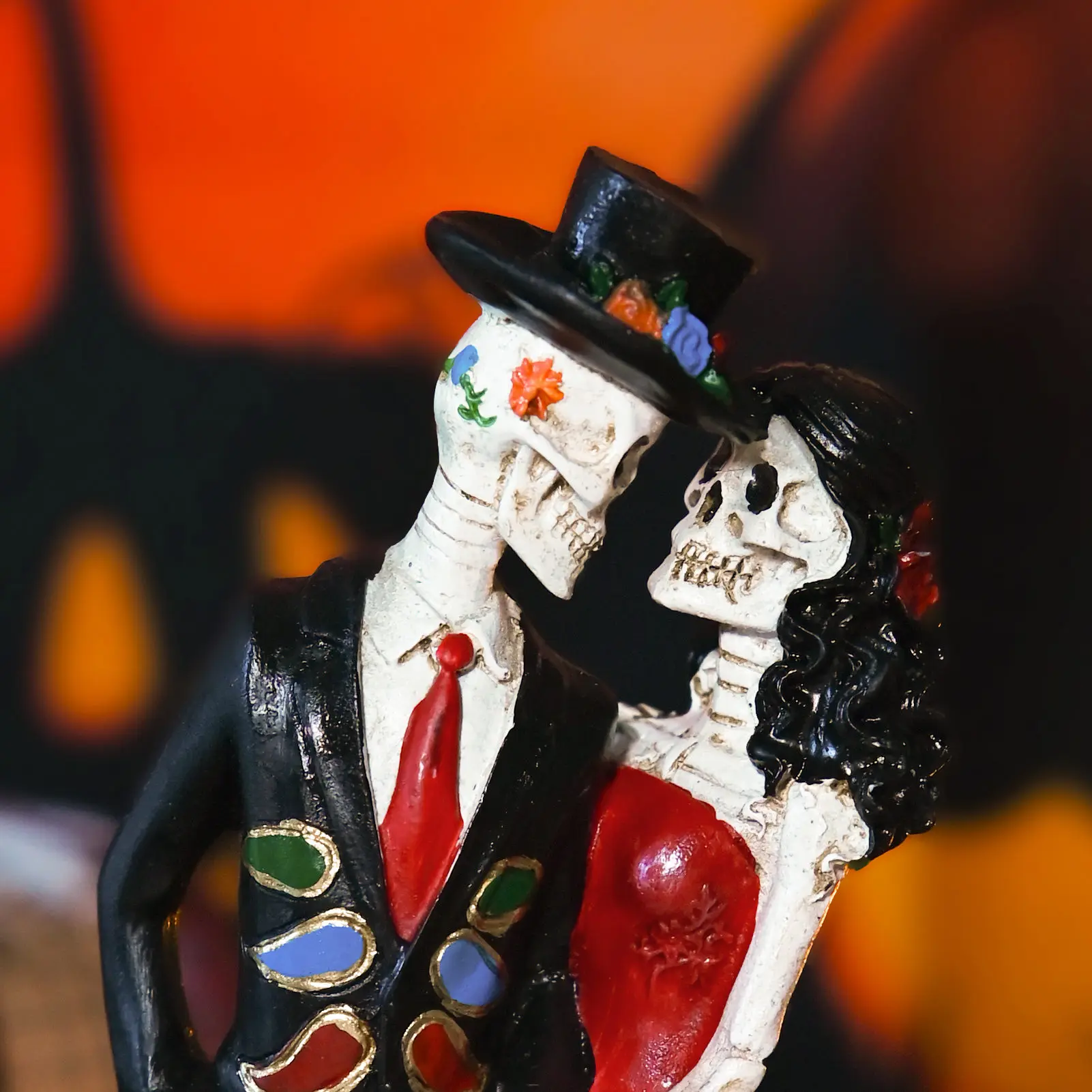 Retro Skeleton Sculpture Creative Couple Dress Skeleton Ornament For Desk Fireplace Dining Table Halloween Party Decorations
Retro Skeleton Sculpture Creative Couple Dress Skeleton Ornament For Desk Fireplace Dining Table Halloween Party Decorations