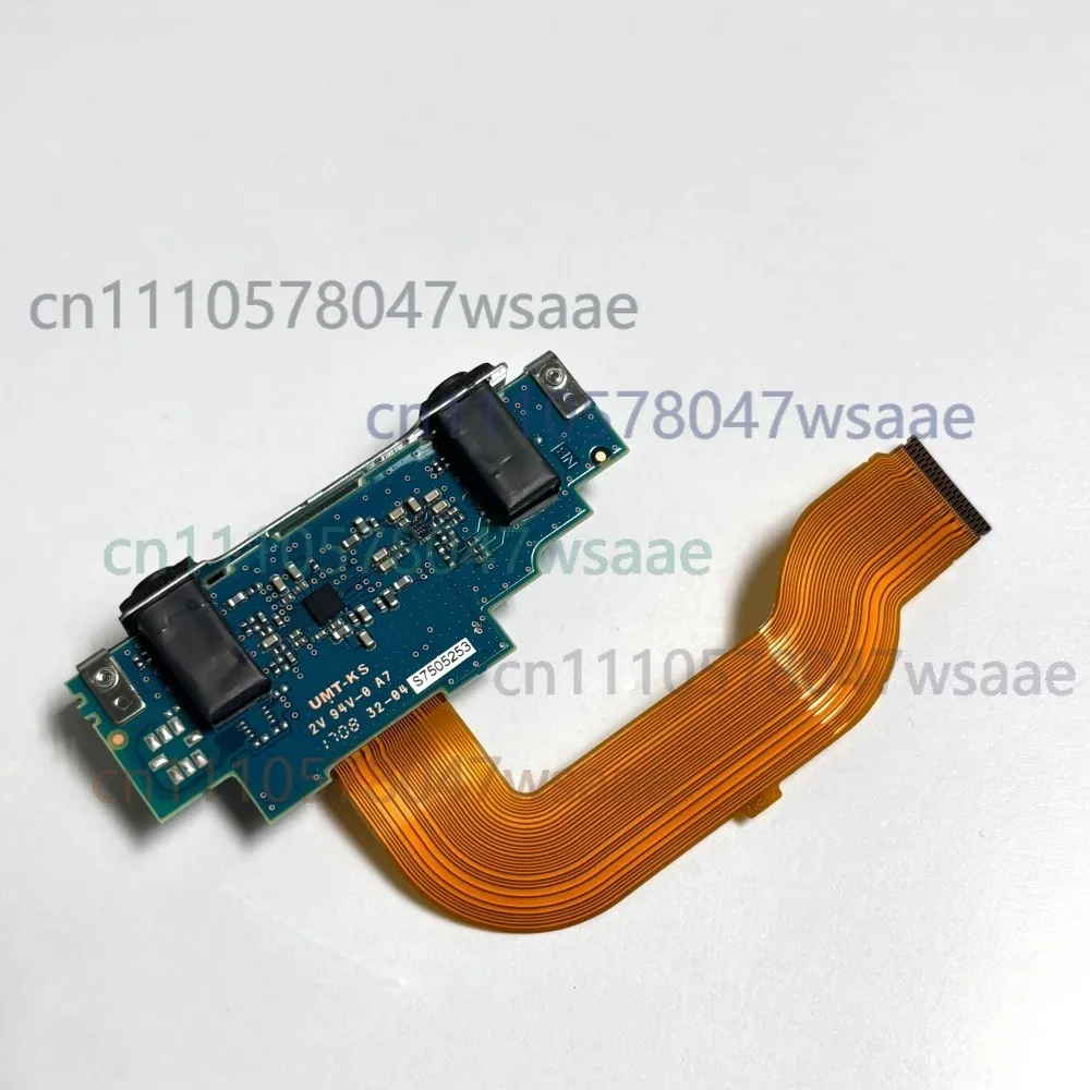 D7100 Left Interface Board Interface Audio Board Camera Repair Part for Nikon 98% new
D7100 Left Interface Board Interface Audio Board Camera Repair Part for Nikon 98% new