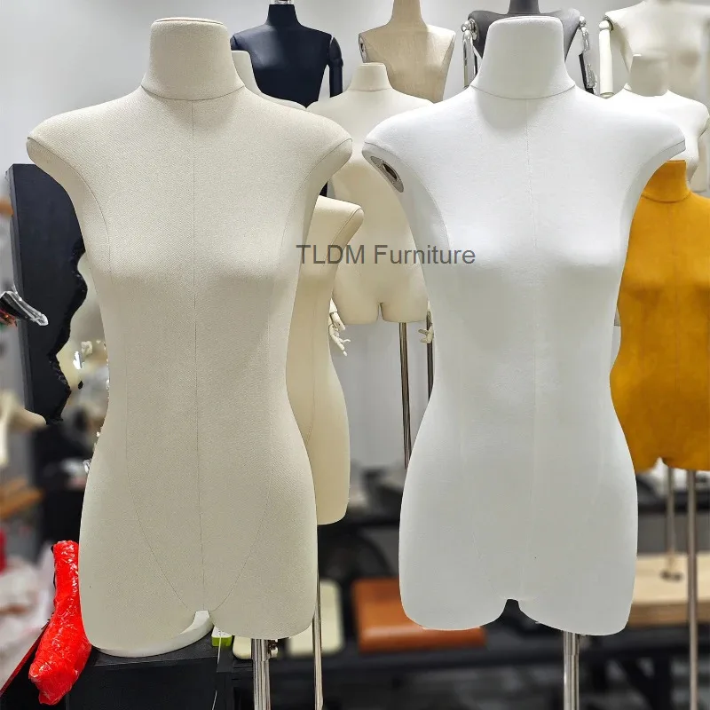 Женский манекен-торс для одежды, тонкий, в корейском стиле, для бутиков и витрин JT40M
Женский манекен-торс для одежды, тонкий, в корейском стиле, для бутиков и витрин JT40M