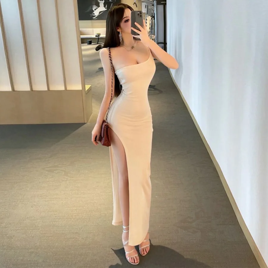 【New style】18YX25902026 Celebrity temperament sexy single shoulder sling long split dress for women
【New style】18YX25902026 Celebrity temperament sexy single shoulder sling long split dress for women