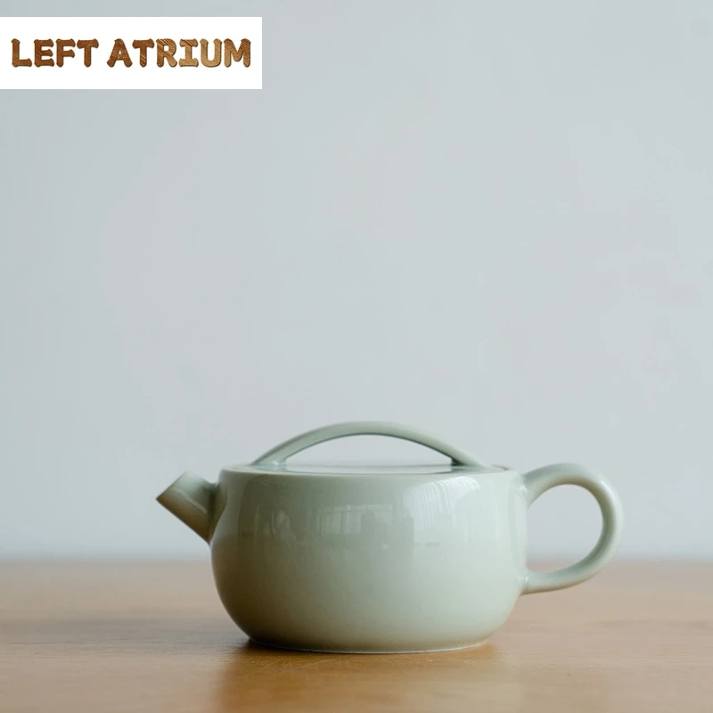 Big Mouth Song Porcelain Teapot Chinese Ceramic Kettle Green Teapot Tea Ceremony Set Milk Oolong Tea Teaware Type
Big Mouth Song Porcelain Teapot Chinese Ceramic Kettle Green Teapot Tea Ceremony Set Milk Oolong Tea Teaware Type