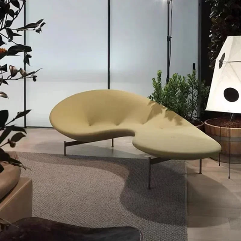 A Nordic pea sofa art recliner
A Nordic pea sofa art recliner