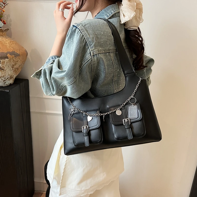 Small Double Pockets Underarm Bags for Women 2026 New Y2K Brand Shoulder Bag Fashion Chain Handbags Pu Leather Commuting Bag
Small Double Pockets Underarm Bags for Women 2026 New Y2K Brand Shoulder Bag Fashion Chain Handbags Pu Leather Commuting Bag