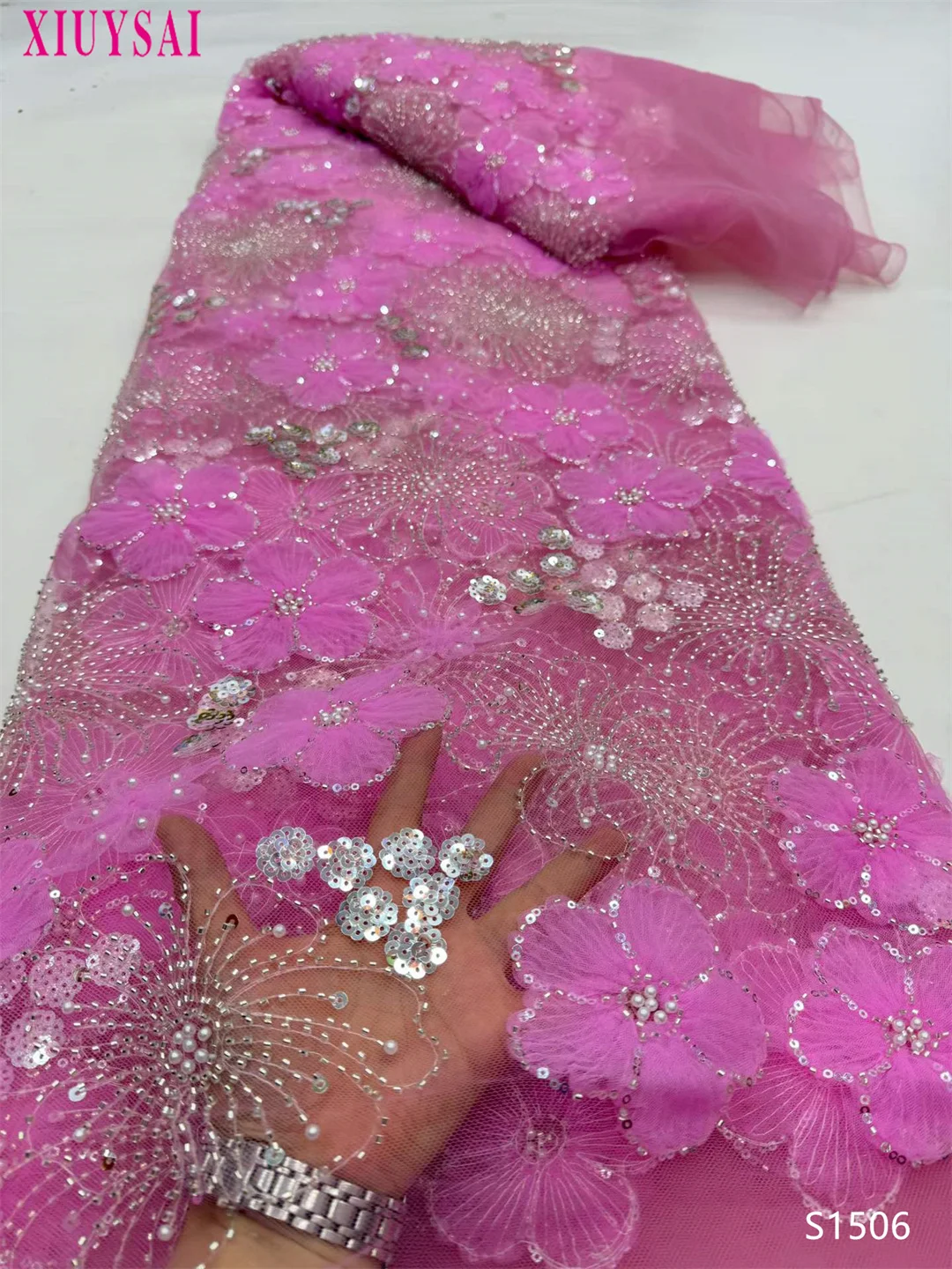 5 Yards African Lace Fabric High Quality Beaded Embroidered Mesh Lace with French Sequins for Wedding Nigerian 2026 Latest Desig
5 Yards African Lace Fabric High Quality Beaded Embroidered Mesh Lace with French Sequins for Wedding Nigerian 2026 Latest Desig