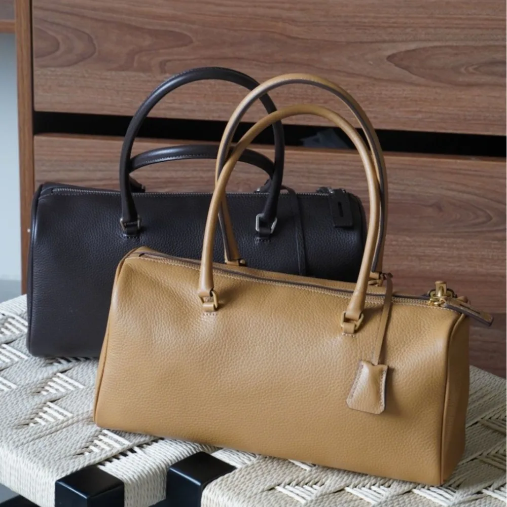 Inside and Outside Full Leather Retro Medieval Pillow Bag Versatile Commuter Handbag Large Capacity Casual Simple Armpit Bag
Inside and Outside Full Leather Retro Medieval Pillow Bag Versatile Commuter Handbag Large Capacity Casual Simple Armpit Bag