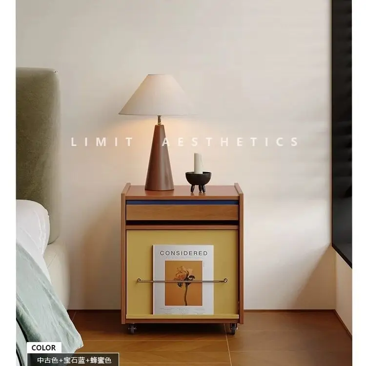 Mid-Century Retro Movable Nightstand: Minimalist Solid Wood Bedside Cabinet for Compact Bedrooms
Mid-Century Retro Movable Nightstand: Minimalist Solid Wood Bedside Cabinet for Compact Bedrooms