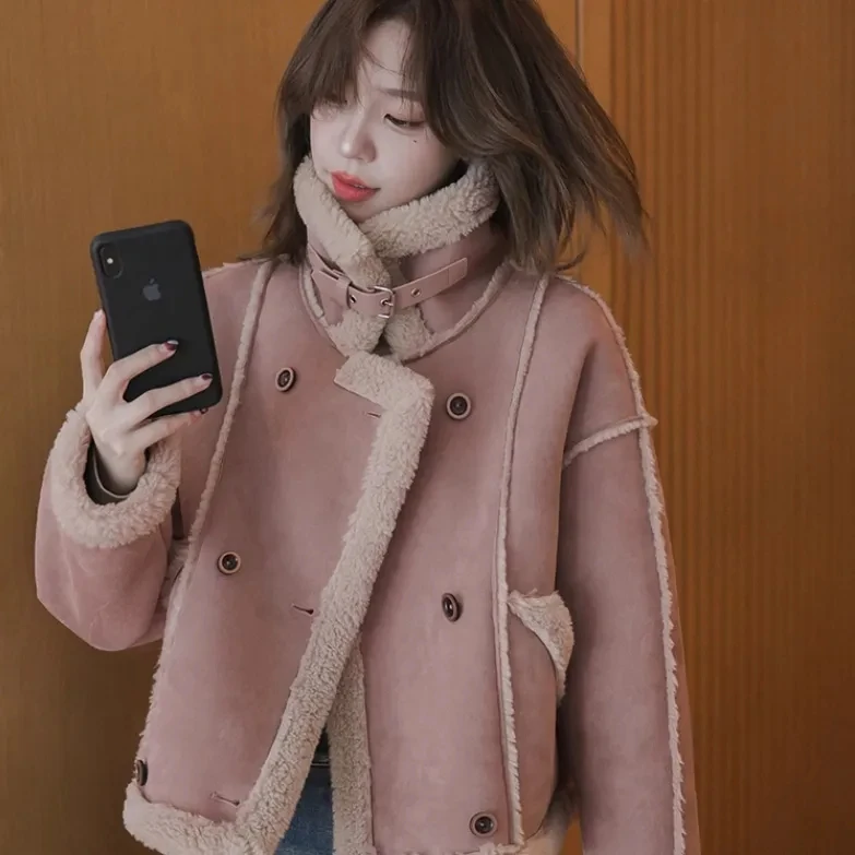 Women Autumn Winter Faux Suede Jacket 2025 New Women Stand Collar Fur Coat Motorcycle Thick Short Cotton Coat Women Warm Outwear
Women Autumn Winter Faux Suede Jacket 2025 New Women Stand Collar Fur Coat Motorcycle Thick Short Cotton Coat Women Warm Outwear