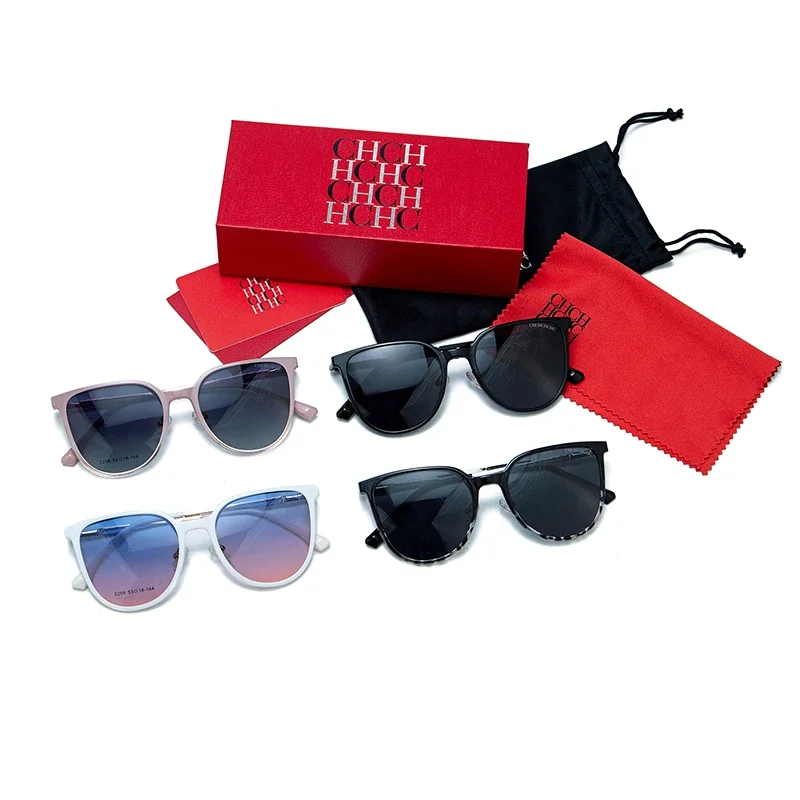 CH High Quality Gradient Oval Lens Unique Design High Looks, Elegant and Simple Classic, Versatile Sunglasses for Going Out
CH High Quality Gradient Oval Lens Unique Design High Looks, Elegant and Simple Classic, Versatile Sunglasses for Going Out