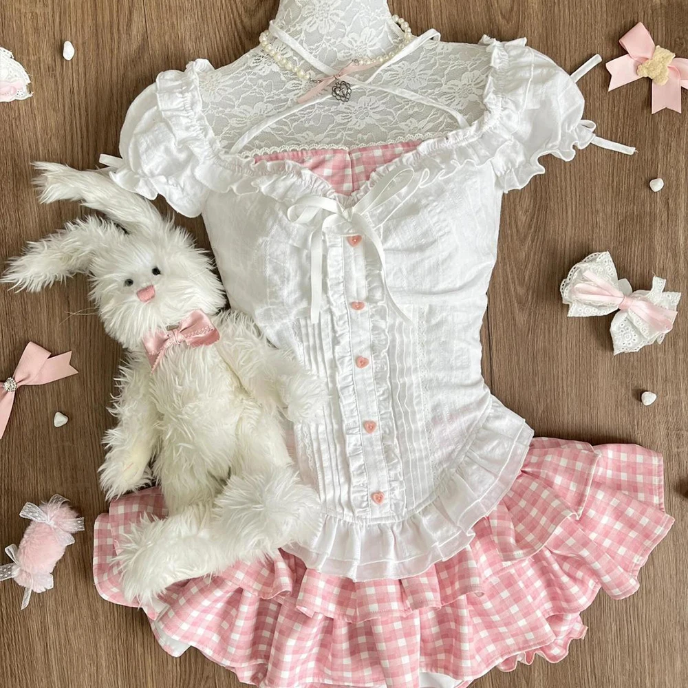 Летний милый комплект в стиле преппи из 2 предметов: топы в стиле Y2K Kawaii Lolita и шикарная юбка с высокой талией, женский ретро-костюм в стиле принцессы
Летний милый комплект в стиле преппи из 2 предметов: топы в стиле Y2K Kawaii Lolita и шикарная юбка с высокой талией, женский ретро-костюм в стиле принцессы