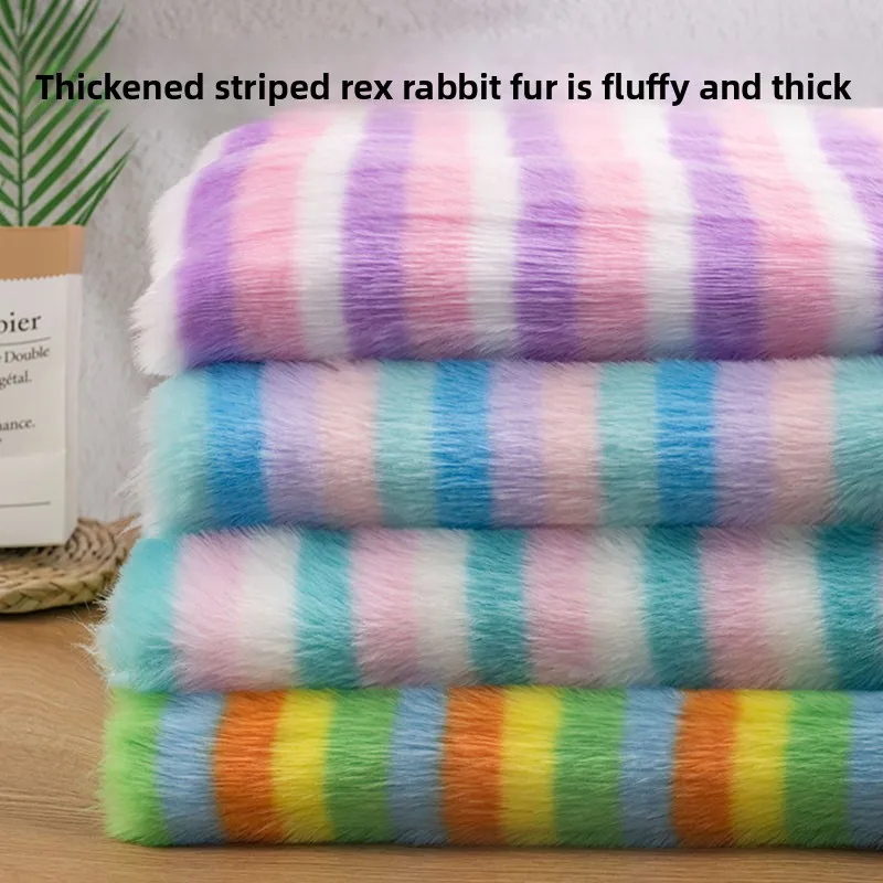 Плюшевая ткань в полоску из искусственного меха кролика для одежды, жилетов, больших напольных ковриков, рукоделия, шитья
Плюшевая ткань в полоску из искусственного меха кролика для одежды, жилетов, больших напольных ковриков, рукоделия, шитья