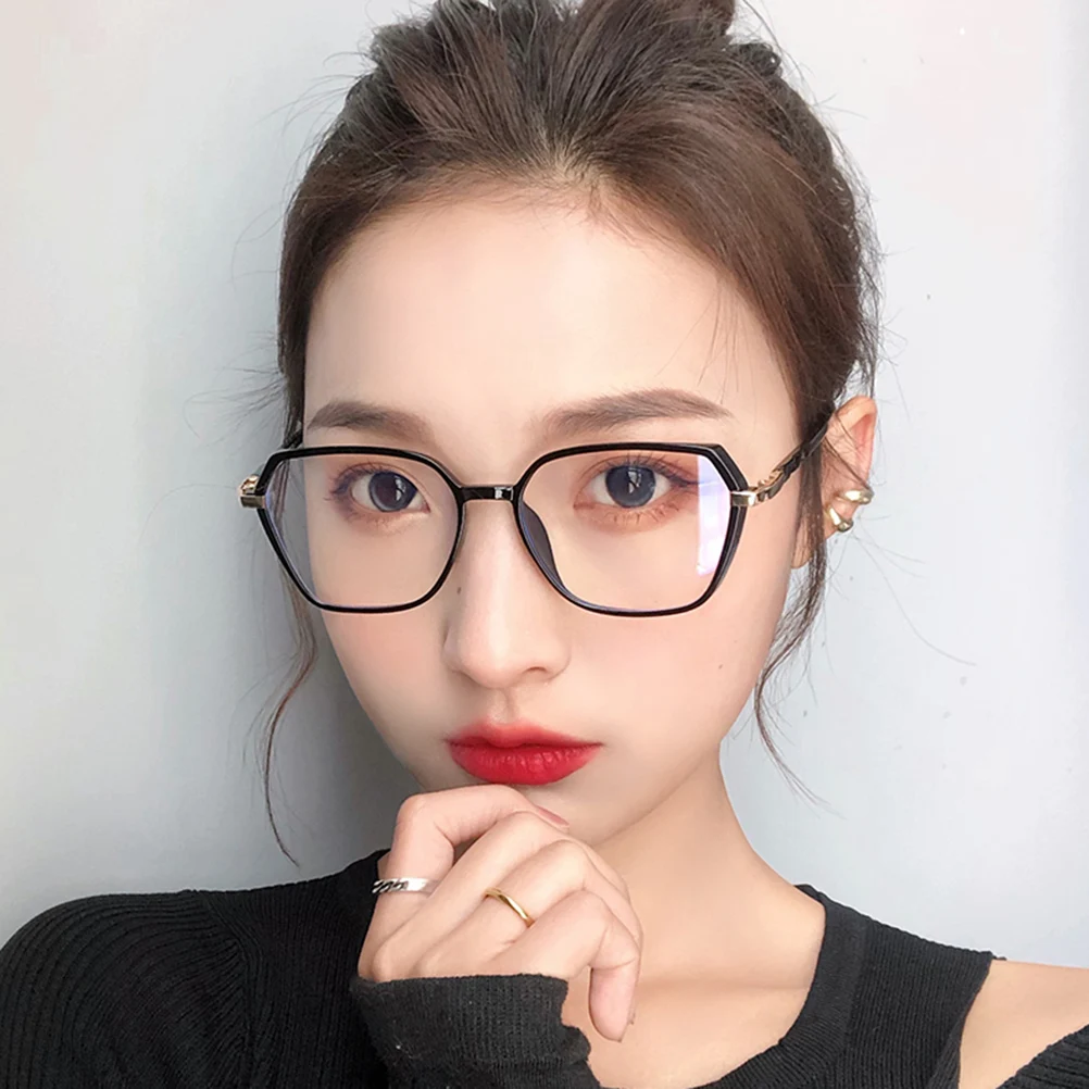 Light Glasses Eyeglasses for Men Women Adults Party Black Korean Version Lightweight Durable Non Slip Curved Fits Long
Light Glasses Eyeglasses for Men Women Adults Party Black Korean Version Lightweight Durable Non Slip Curved Fits Long
