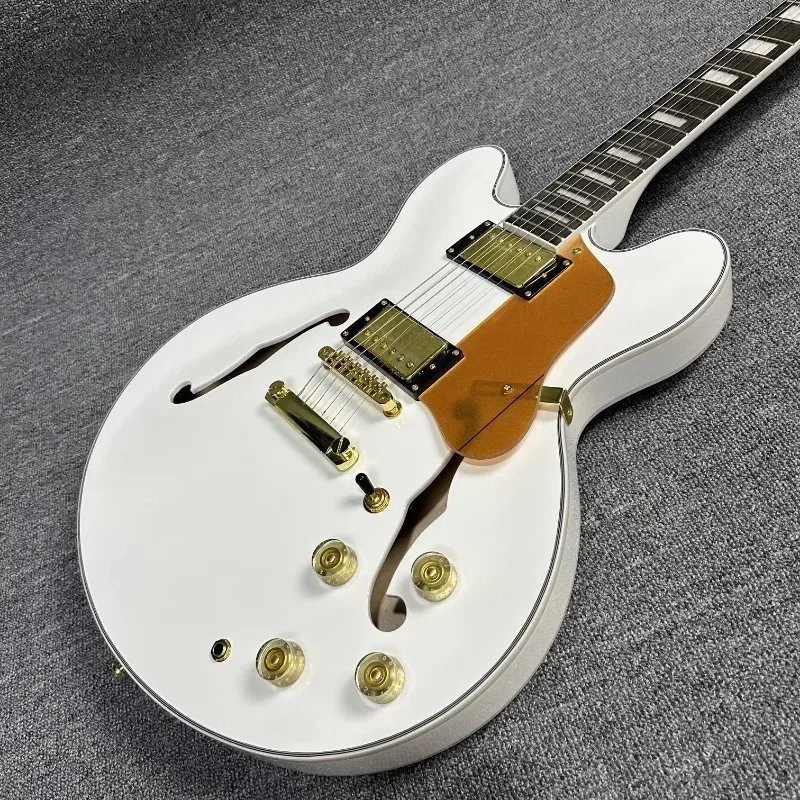 Free Transportation High Quality White ES 335 Electric Guitar Semi Hollow Roosewood Fingerboard Maple Body 22 Tone Position
Free Transportation High Quality White ES 335 Electric Guitar Semi Hollow Roosewood Fingerboard Maple Body 22 Tone Position