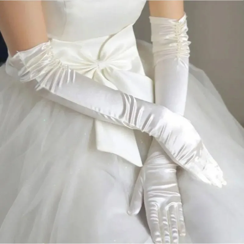 Wholesale Bridal Gloves Beaded with Finger Bride Gloves Guantes Wedding Accessories 2025
Wholesale Bridal Gloves Beaded with Finger Bride Gloves Guantes Wedding Accessories 2025