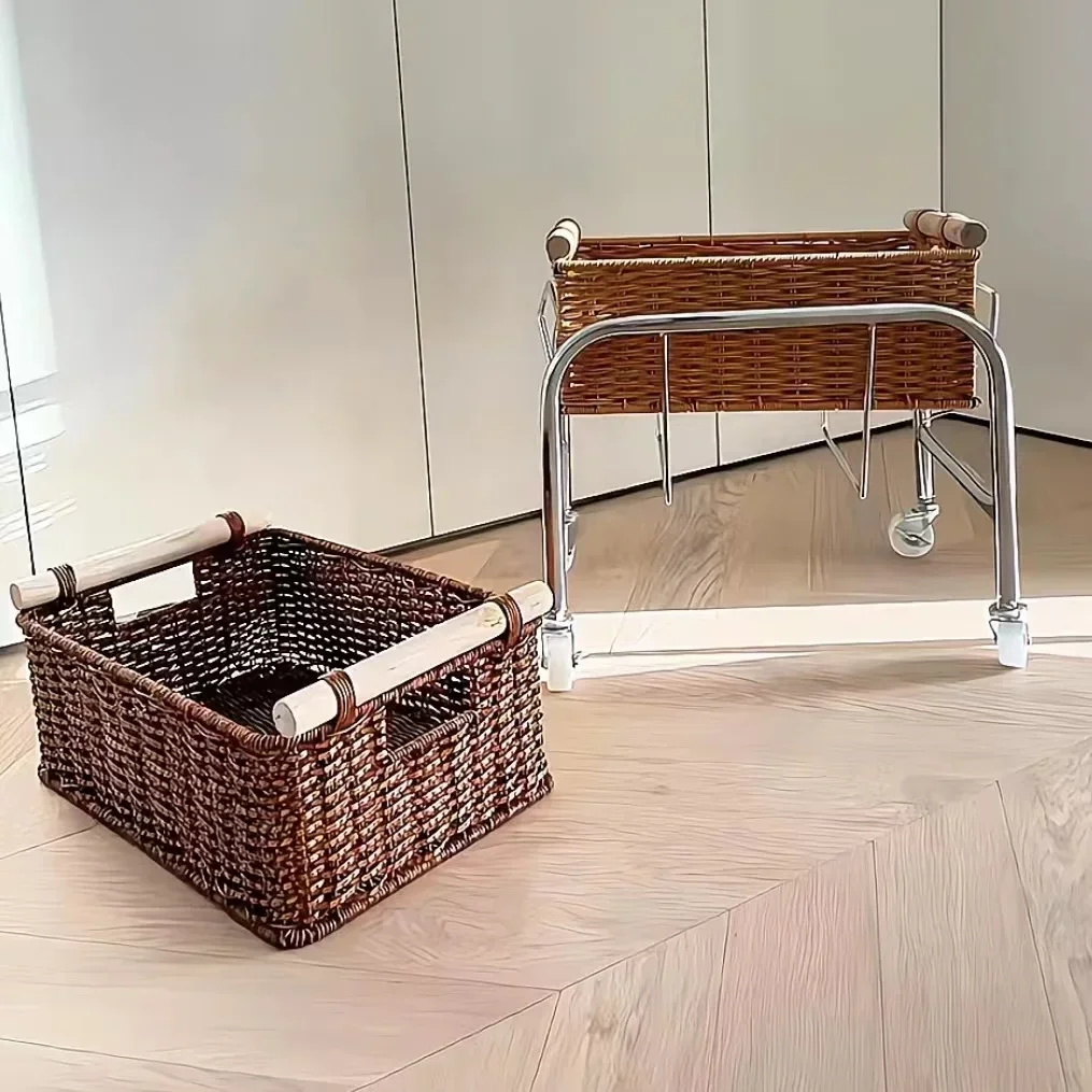 Snack storage basket Mobile trolley Handmade straw children's toys Large capacity storage
Snack storage basket Mobile trolley Handmade straw children's toys Large capacity storage