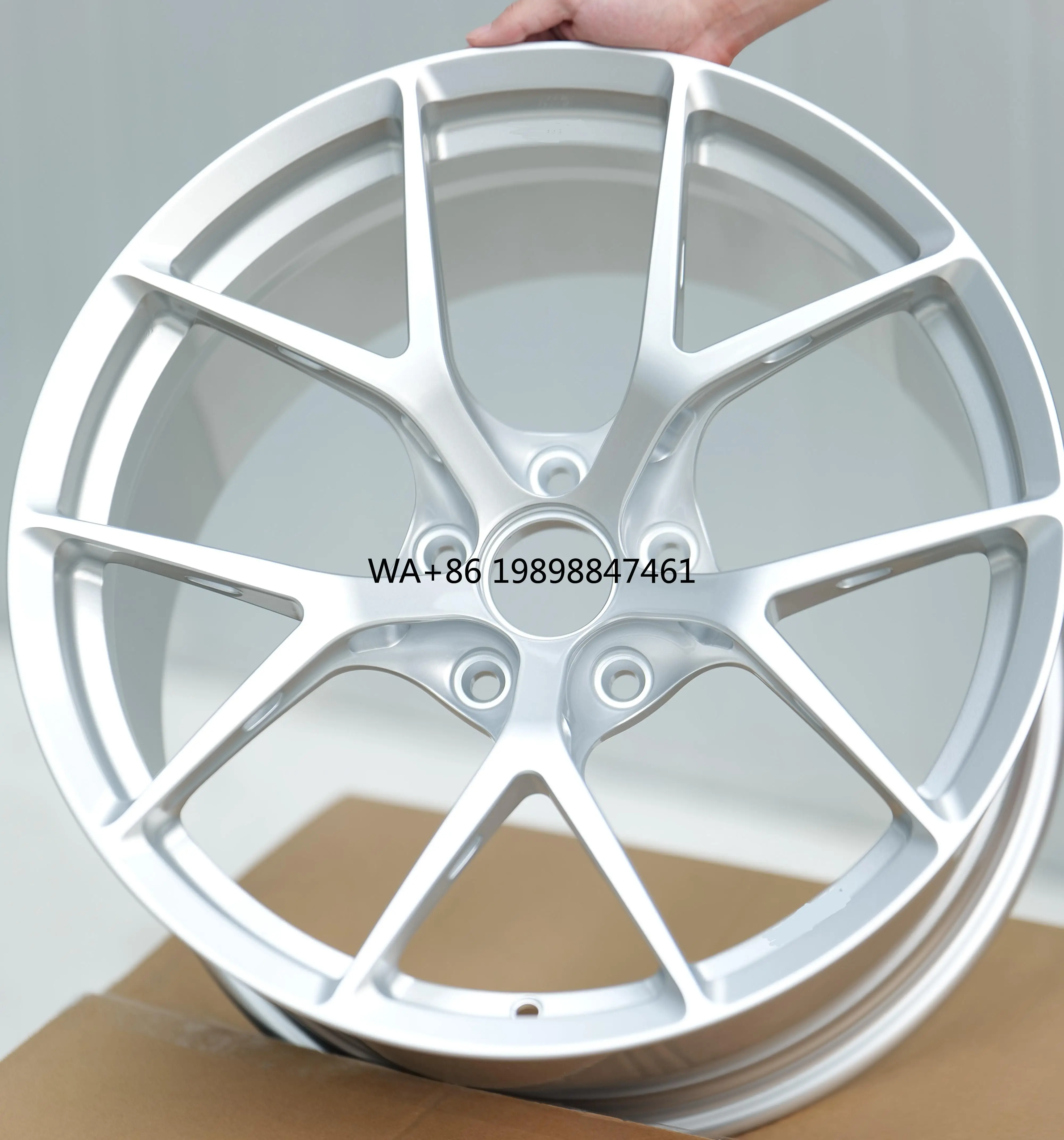 New Custom Alloy Forged Silver Polishing Chrome Wheels 15-24 Inch 5x114.3 6x139.7 Black Offroad Car Rims for Pickup Suv F30 E90
New Custom Alloy Forged Silver Polishing Chrome Wheels 15-24 Inch 5x114.3 6x139.7 Black Offroad Car Rims for Pickup Suv F30 E90