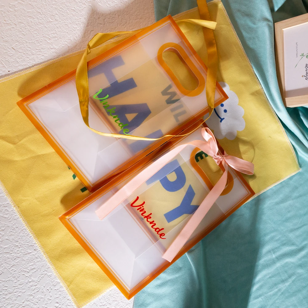 100pcs/lot Custom Logo PP OrangeTote With Bow Ribbons Plastic Cosmetic Beach Transparent Shopping Packaging Dust Organizer Pouch
100pcs/lot Custom Logo PP OrangeTote With Bow Ribbons Plastic Cosmetic Beach Transparent Shopping Packaging Dust Organizer Pouch