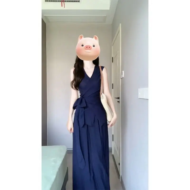 Ensemble Femme 2 Pièces Été Summer New High-end Simple Casual Designed Advanced Elegant Style V-neck Vest and Long Skirt
Ensemble Femme 2 Pièces Été Summer New High-end Simple Casual Designed Advanced Elegant Style V-neck Vest and Long Skirt