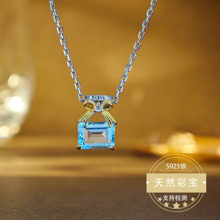 Butterfly Dawn - 3D Square Crystal Pendant with Velvet Butterfly Accent in 925 Silver
Butterfly Dawn - 3D Square Crystal Pendant with Velvet Butterfly Accent in 925 Silver