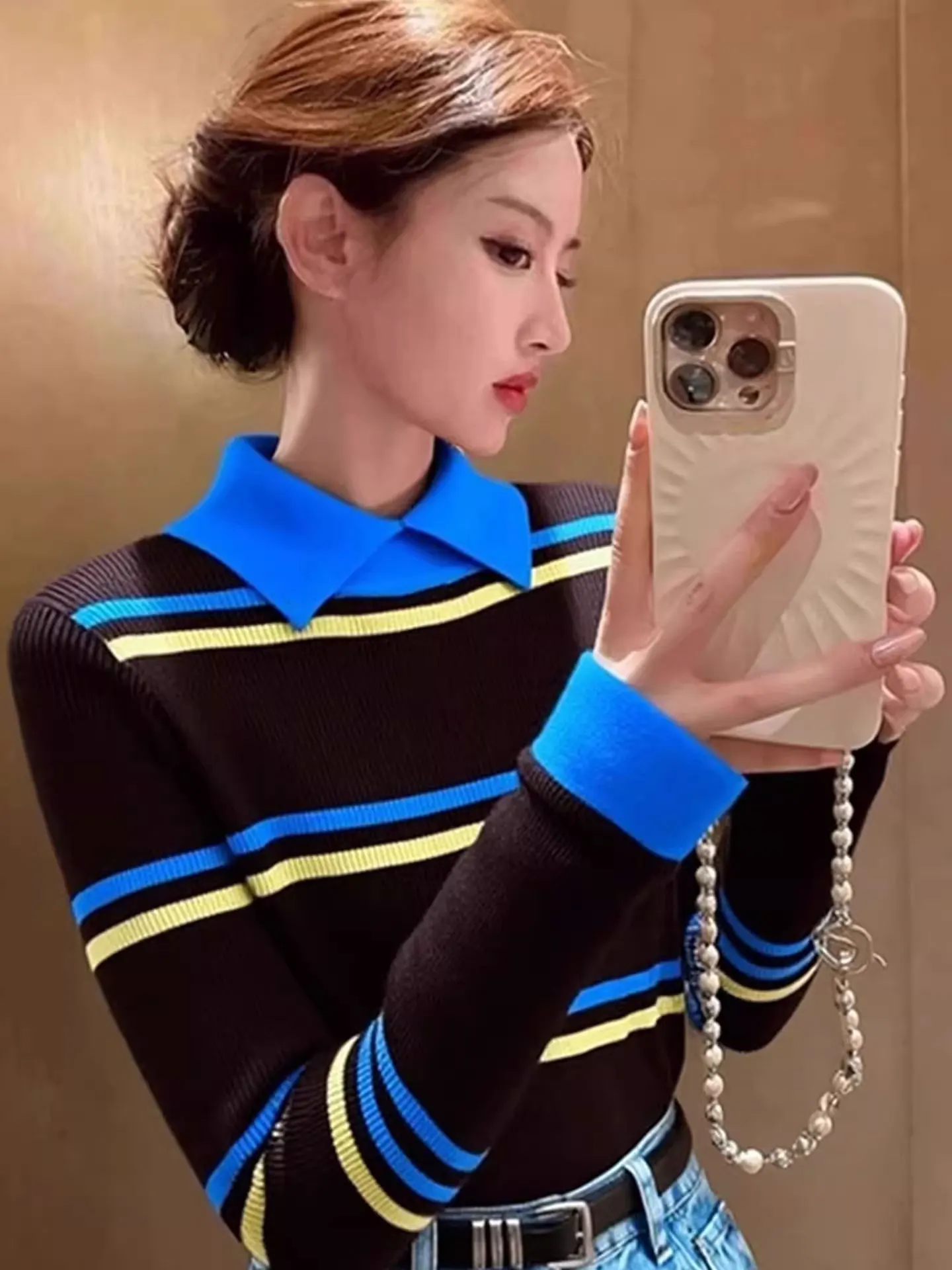 Вязаный свитер Ele в полоску с длинным рукавом, облегающий базовый топ, зима 2025, модный корейский стиль, для повседневной носки, теплый
Вязаный свитер Ele в полоску с длинным рукавом, облегающий базовый топ, зима 2025, модный корейский стиль, для повседневной носки, теплый