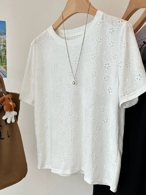 plus Size Women's T-Shirt Korean Style Embroidered Flower Mesh Hollow Short Sleeve Loose Fit Summer Breathable Polyester
plus Size Women's T-Shirt Korean Style Embroidered Flower Mesh Hollow Short Sleeve Loose Fit Summer Breathable Polyester
