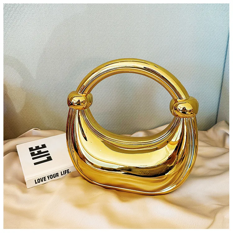 Золотая и серебряная акриловая сумка с луной, декоративная косметичка, американский ретро Sle, магнитная застежка, маленький размер
Золотая и серебряная акриловая сумка с луной, декоративная косметичка, американский ретро Sle, магнитная застежка, маленький размер