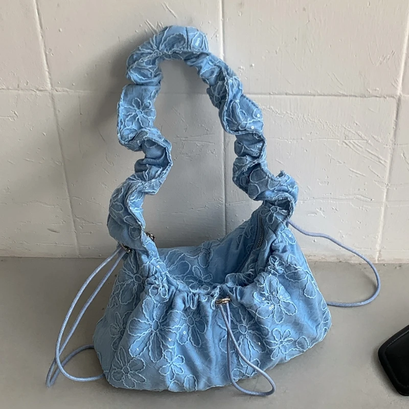 Ruffled Design Net Fabric Embroidery Flowers Women's Shoulder Bag Fashion Drawstring Simple Comfortable Versatile Underarm Bag
Ruffled Design Net Fabric Embroidery Flowers Women's Shoulder Bag Fashion Drawstring Simple Comfortable Versatile Underarm Bag