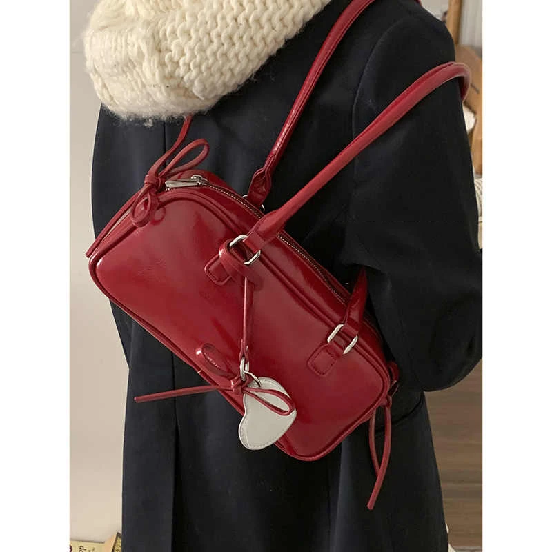 Korean Style Red PU Women's Handbags New Large Capacity Versatile Temperament One Shoulder Bags Fashion Trend Underarm Bags
Korean Style Red PU Women's Handbags New Large Capacity Versatile Temperament One Shoulder Bags Fashion Trend Underarm Bags