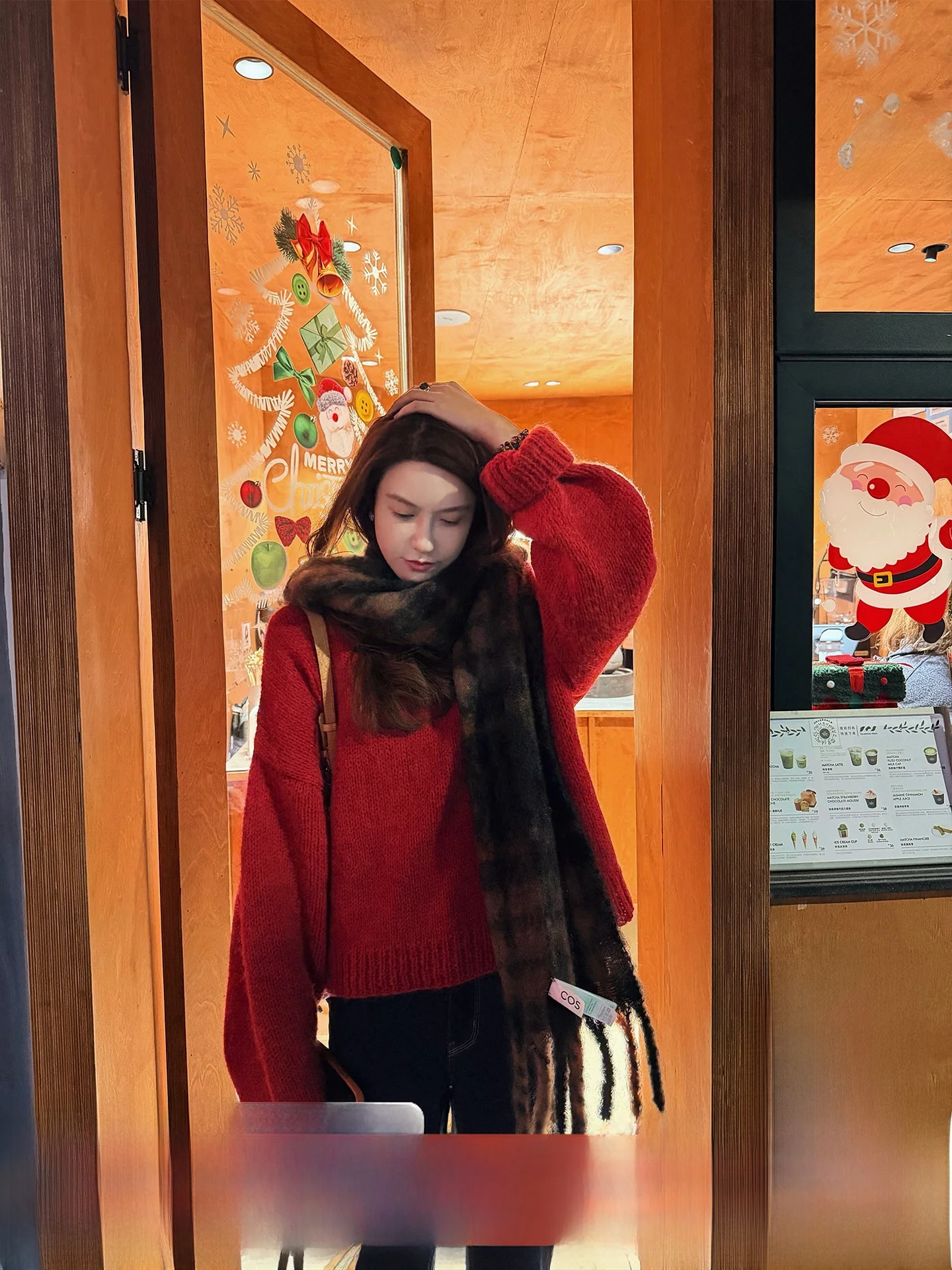 Мягкий вязаный свитер из шерсти альпаки с круглым вырезом и манжетами, винтажный стиль, женская повседневная вязаная кофта с длинными рукавами
Мягкий вязаный свитер из шерсти альпаки с круглым вырезом и манжетами, винтажный стиль, женская повседневная вязаная кофта с длинными рукавами