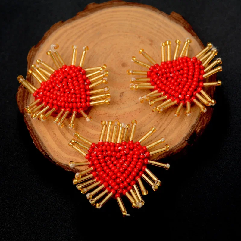 Handmade Beads Small Red Heart-shaped Cloth Sticker Jacket Bag Decoration Repair Patch Sticker Clothing Accessories
Handmade Beads Small Red Heart-shaped Cloth Sticker Jacket Bag Decoration Repair Patch Sticker Clothing Accessories