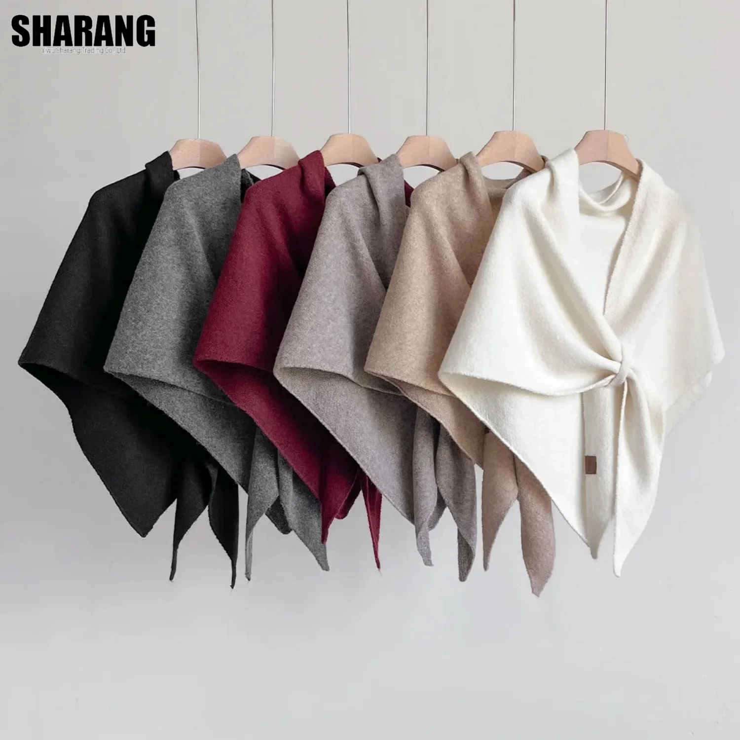 Осенне-зимняя корейская версия, новая женская шаль на шею, смешанная шерсть, треугольная шаль, женская утолщенная с вязаным теплым плечом
Осенне-зимняя корейская версия, новая женская шаль на шею, смешанная шерсть, треугольная шаль, женская утолщенная с вязаным теплым плечом