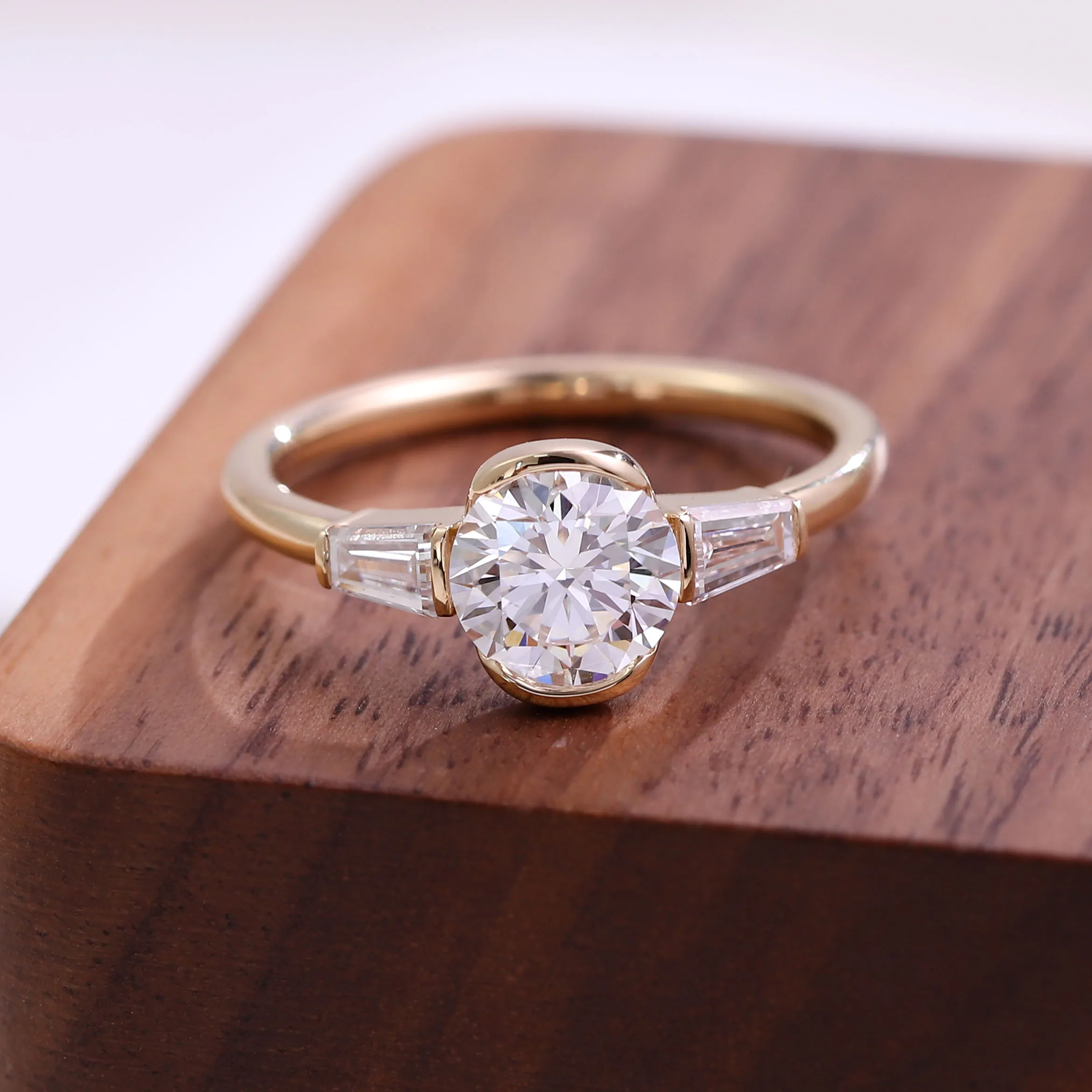 Provence real 14K gold ring 1.3ct HPHT lab grown diamond rings for women Customized Classic Promise Engagement wedding band gift
Provence real 14K gold ring 1.3ct HPHT lab grown diamond rings for women Customized Classic Promise Engagement wedding band gift