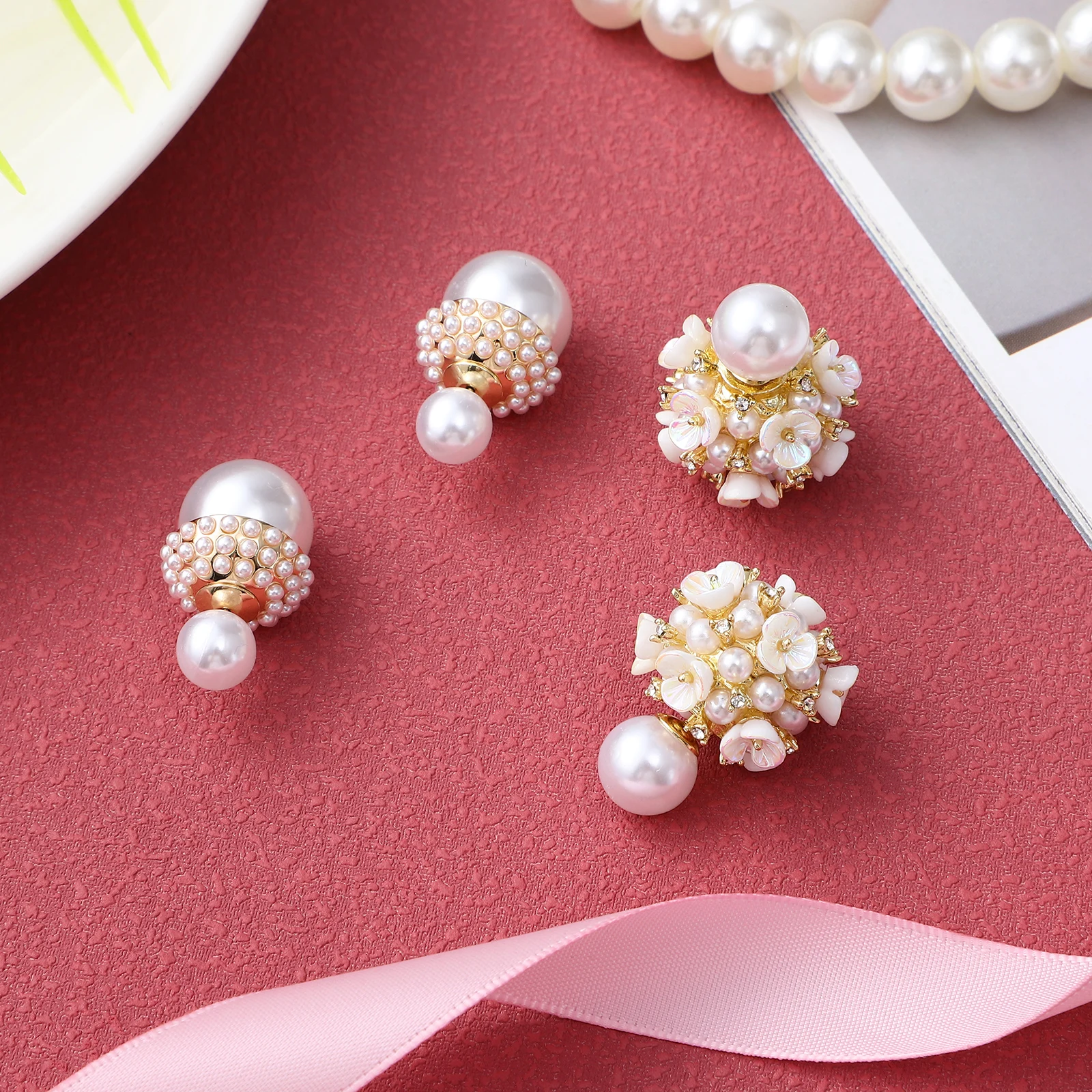 Pearl Stud Earrings Women Double Sided Flower Acrylic Zirconia Lightweight Ear Jewelry Comfortable for Sensitive for Girls
Pearl Stud Earrings Women Double Sided Flower Acrylic Zirconia Lightweight Ear Jewelry Comfortable for Sensitive for Girls