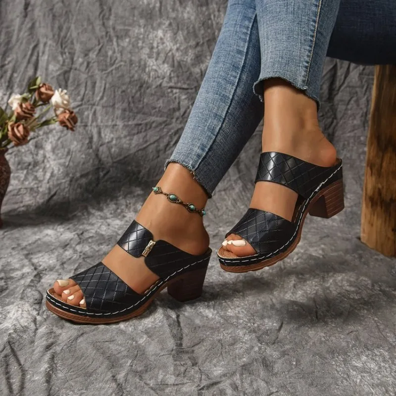 Women Summer Lightweight Hollow Slippers High Heels New Dress Chunky Open Toe Slippers Female 2026 Casual Slingback Slides Shoes
Women Summer Lightweight Hollow Slippers High Heels New Dress Chunky Open Toe Slippers Female 2026 Casual Slingback Slides Shoes