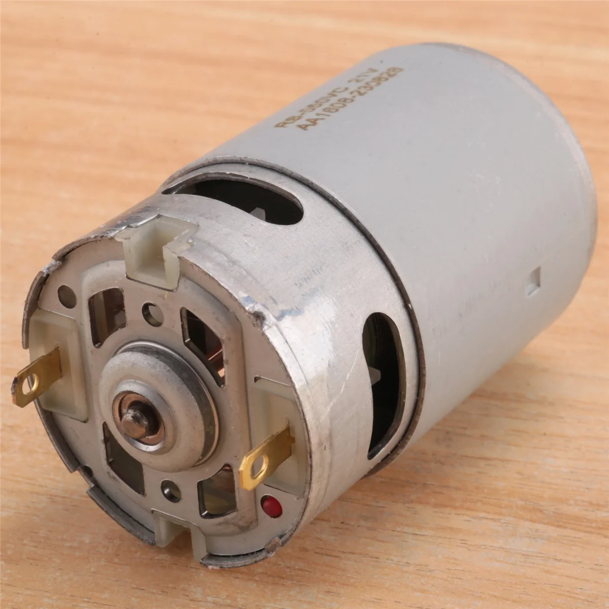 AA05 GRS550VC 14 Teeth DC Motor 21500-29000RPM Lithium Drill Motor DC 21V for Rechargeable Electric Saw Screwdriver
AA05 GRS550VC 14 Teeth DC Motor 21500-29000RPM Lithium Drill Motor DC 21V for Rechargeable Electric Saw Screwdriver
