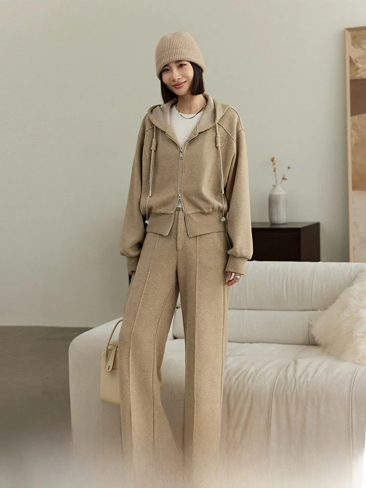 Мягкий и удобный шерстяной комплект Thi Set Pumpkin Valley Lazy, широкие брюки, наряд для женщин 25–35 лет, зимняя мода
Мягкий и удобный шерстяной комплект Thi Set Pumpkin Valley Lazy, широкие брюки, наряд для женщин 25–35 лет, зимняя мода