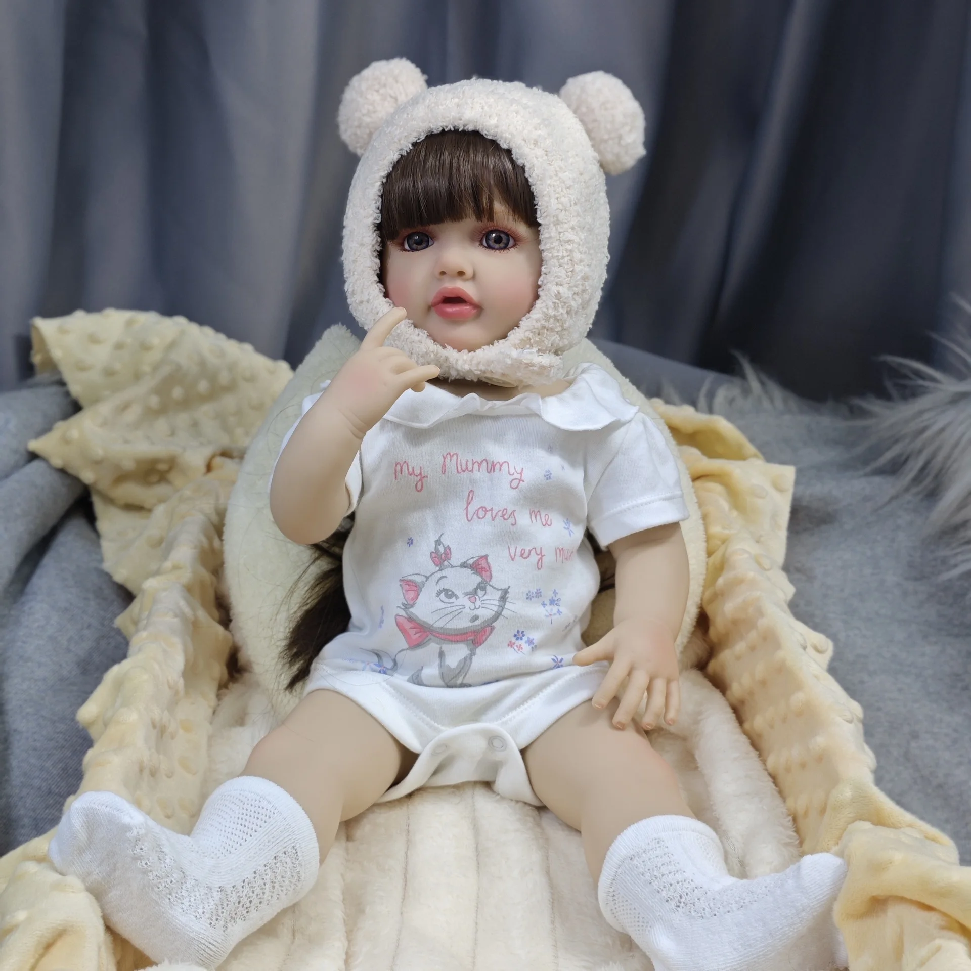 22-inch 55CM all rubber body, rebirth doll washable girl doll,Children's birthday presents
22-inch 55CM all rubber body, rebirth doll washable girl doll,Children's birthday presents