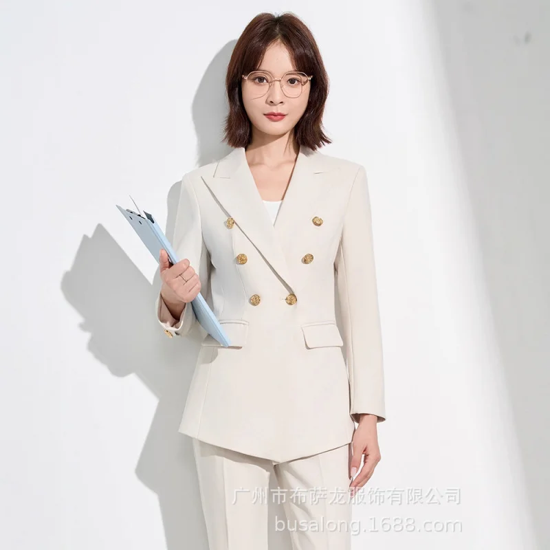 Женский белый пиджак на весну и осень2025Новая элегантная официальная рабочая одежда в стиле богини, высококачественный профессиональный костюм
Женский белый пиджак на весну и осень2025Новая элегантная официальная рабочая одежда в стиле богини, высококачественный профессиональный костюм