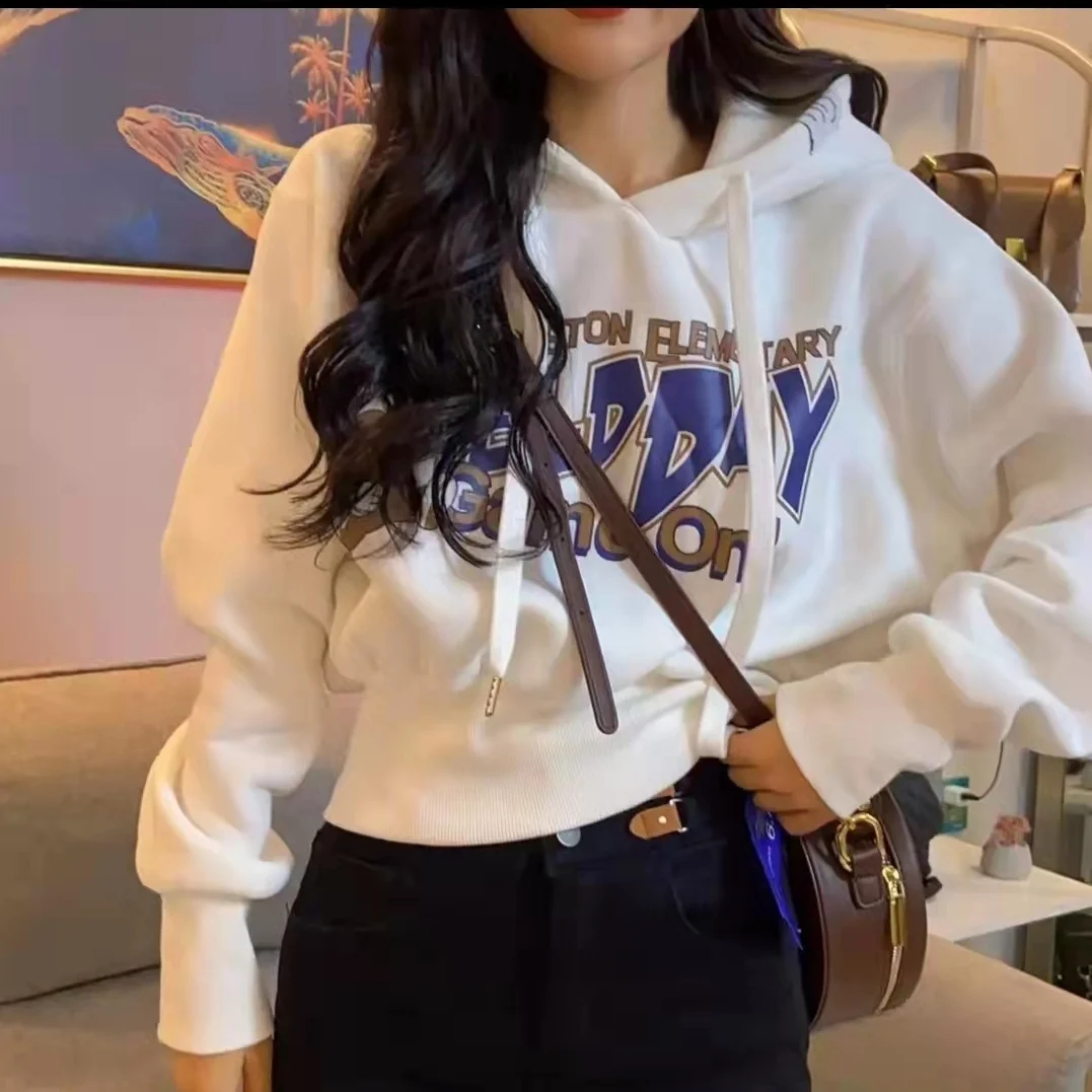 Fashionable Letter Print Hoodie Women's Short Style Fleece Lined Sweatshirt Korean Loose Fit Autumn Winter New Arrival
Fashionable Letter Print Hoodie Women's Short Style Fleece Lined Sweatshirt Korean Loose Fit Autumn Winter New Arrival