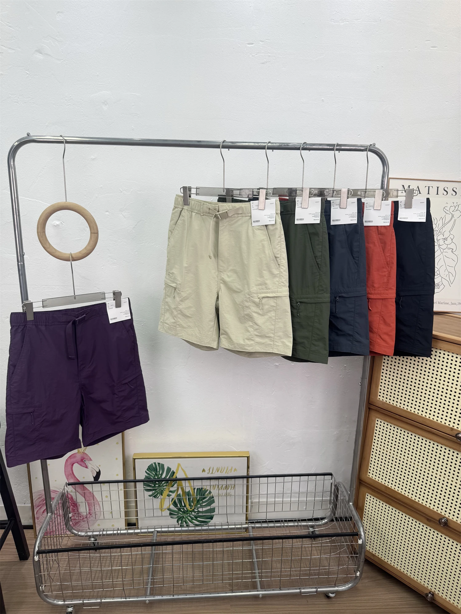 Outdoor Nylon Workwear Shorts Couple Style Five-Quarter Length Casual Hiking Mountain Series Loose Fit Trousers
Outdoor Nylon Workwear Shorts Couple Style Five-Quarter Length Casual Hiking Mountain Series Loose Fit Trousers