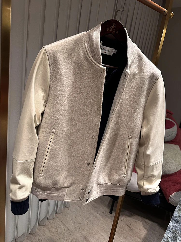 Winter Woolen Men's Jaet eepskin Coat Faionable Urban ort Sle Youth Faion Sensation High Luxury Feel
Winter Woolen Men's Jaet eepskin Coat Faionable Urban ort Sle Youth Faion Sensation High Luxury Feel