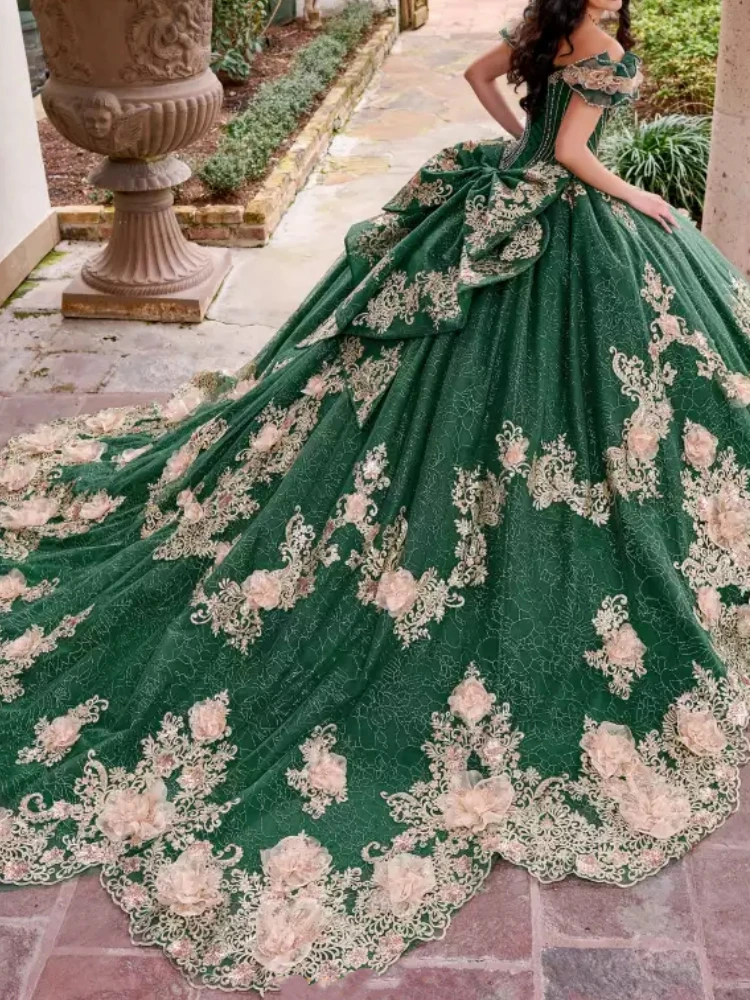Роскошные изумрудно-зеленые платья Quinceanera с открытыми плечами и цветочной аппликацией, бальное платье с бантом и бисером, милое платье для выпускного вечера 16 девочек, 2025 г.
Роскошные изумрудно-зеленые платья Quinceanera с открытыми плечами и цветочной аппликацией, бальное платье с бантом и бисером, милое платье для выпускного вечера 16 девочек, 2025 г.