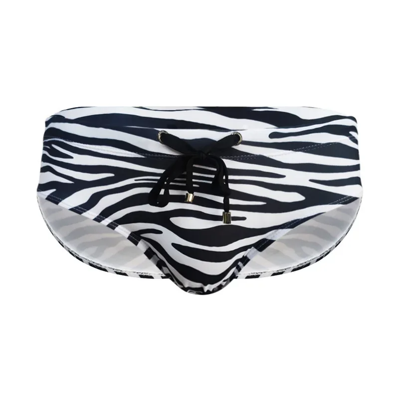 Men's Swimwear Briefs Sexy Summer Swimsuit with Pad Low Waist Bathing Suit Bulge Beach Wear Fashion Short Sport Homme Swimming
Men's Swimwear Briefs Sexy Summer Swimsuit with Pad Low Waist Bathing Suit Bulge Beach Wear Fashion Short Sport Homme Swimming