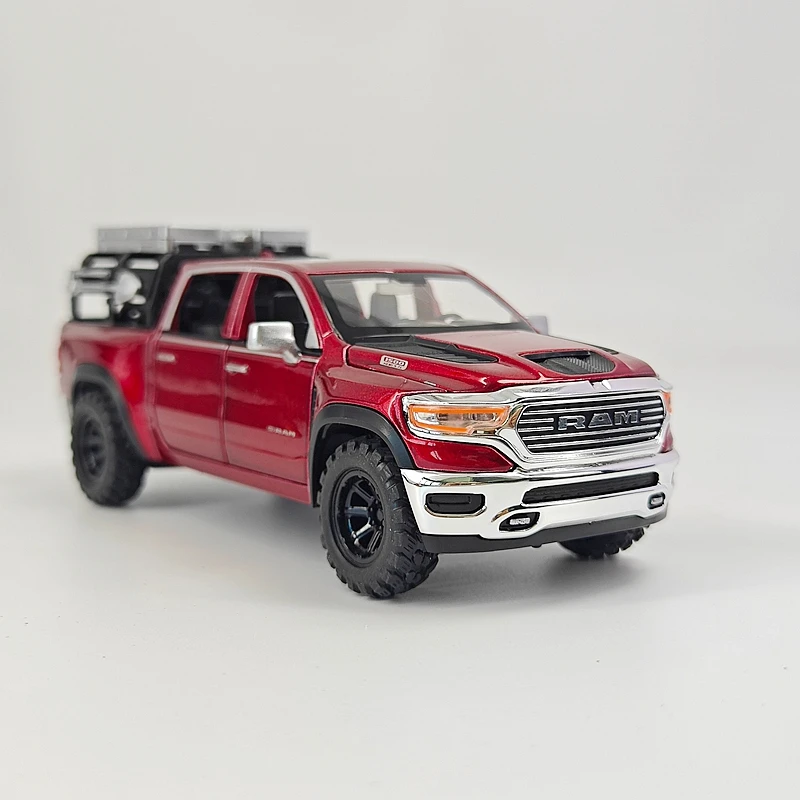 Модель пикапа Dodge 1:32, имитация, из сплава, с открывающимися дверями, звуком и светом, инерционная, коллекционная, подарок, украшение для автомобиля
Модель пикапа Dodge 1:32, имитация, из сплава, с открывающимися дверями, звуком и светом, инерционная, коллекционная, подарок, украшение для автомобиля