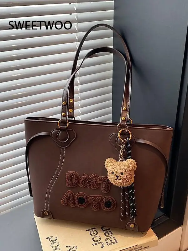 Oversized Soft Leather Tote Bag Fluffy Bear Keychain Decorative Stitching Design Multi Pocket Student School Shoulder Purse
Oversized Soft Leather Tote Bag Fluffy Bear Keychain Decorative Stitching Design Multi Pocket Student School Shoulder Purse