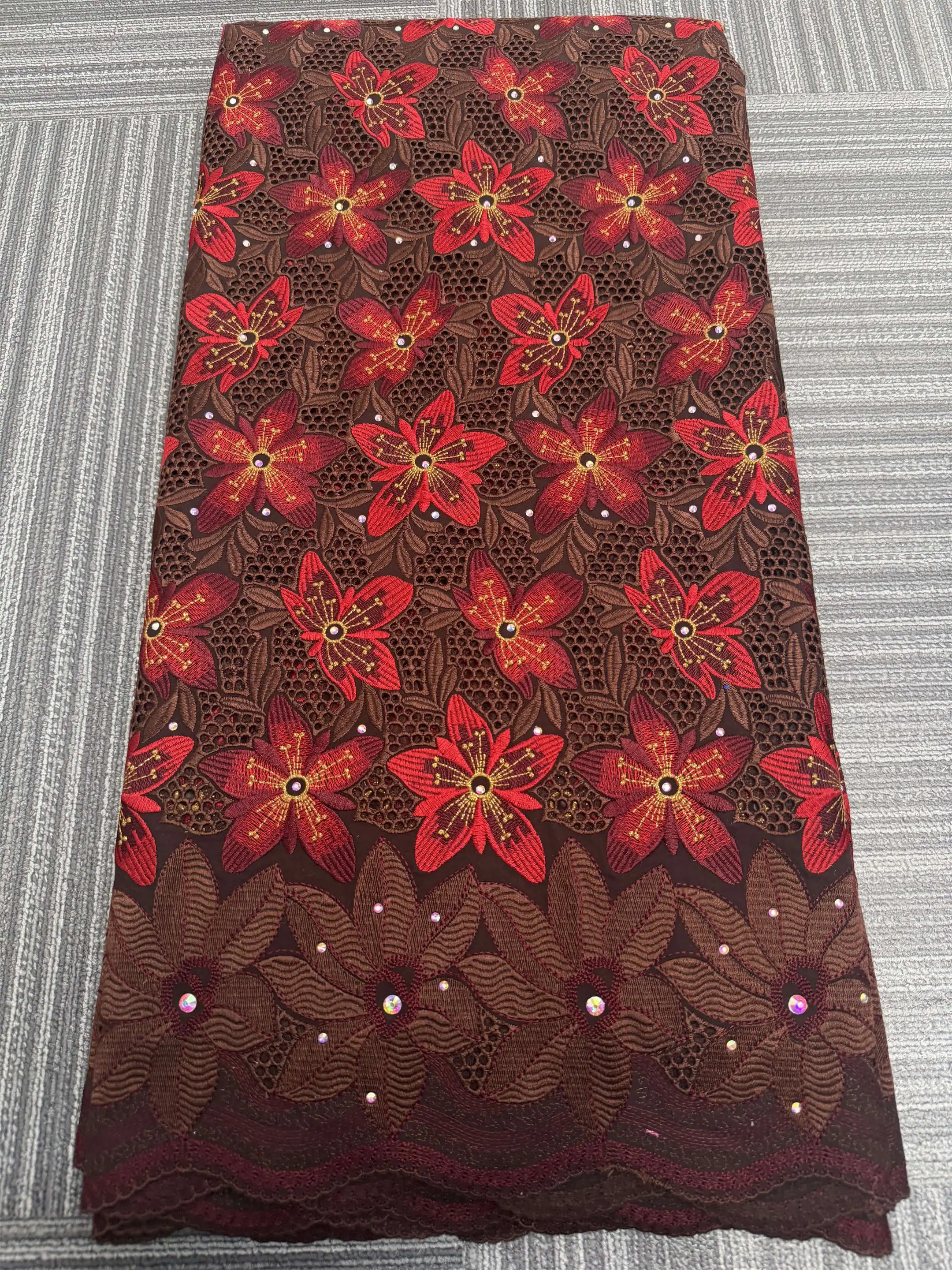 Modern Multicolor Austria Velvet Lace Fabric Best Quality African Inspired Material For Women Traditional Party Garment Sewing
Modern Multicolor Austria Velvet Lace Fabric Best Quality African Inspired Material For Women Traditional Party Garment Sewing
