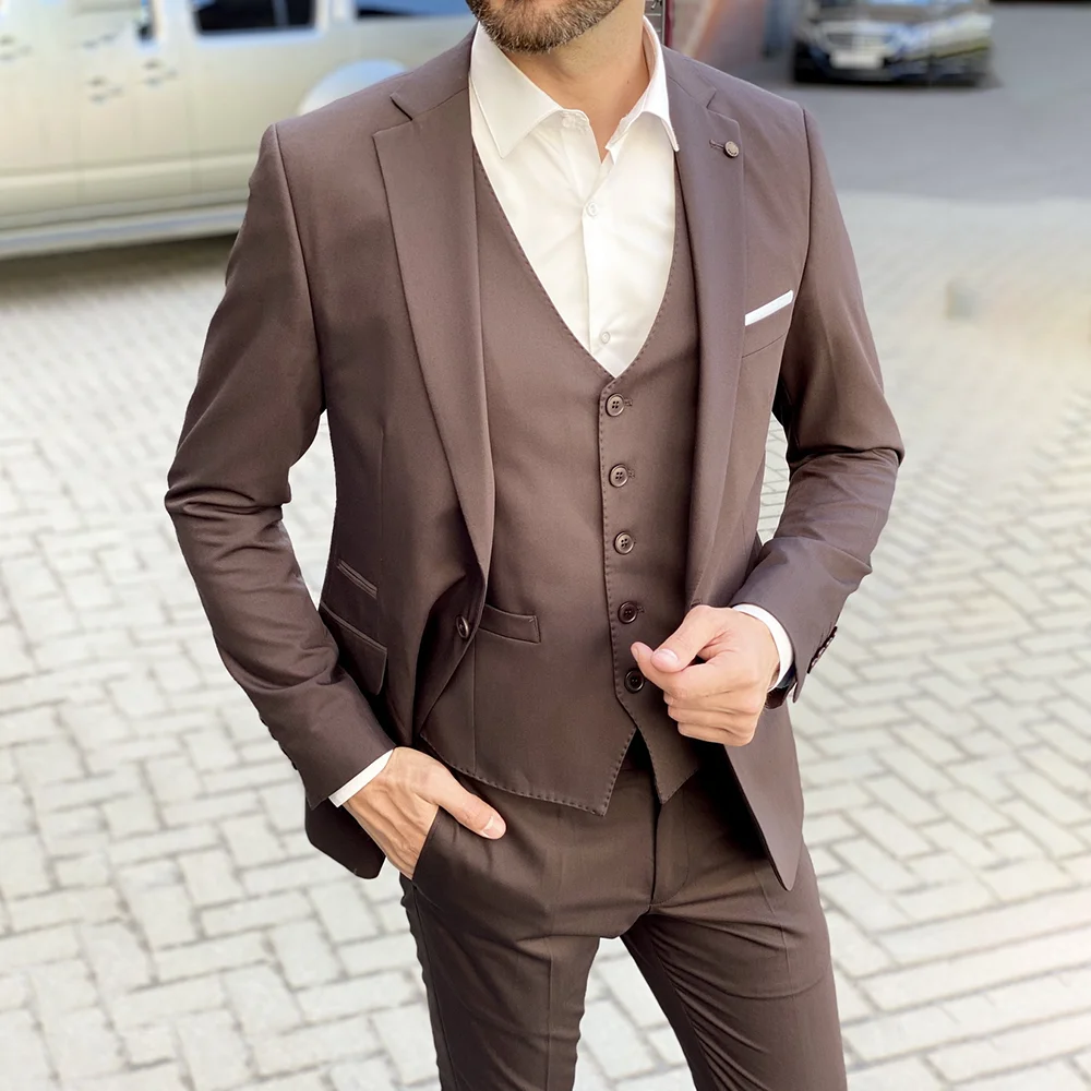 Fashion One Button Men's Suits Chic Slim Fit Peak Lapel 3 Piece Formal Business Speech Office Meeting Outfits Jacket Vest Pants
Fashion One Button Men's Suits Chic Slim Fit Peak Lapel 3 Piece Formal Business Speech Office Meeting Outfits Jacket Vest Pants