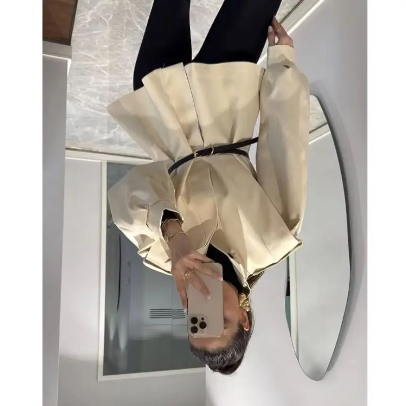 Women's Spring and Autumn New Stand-collar Design Sense Slimming Irregular Short Coat 2026 European and American Cross-border
Women's Spring and Autumn New Stand-collar Design Sense Slimming Irregular Short Coat 2026 European and American Cross-border