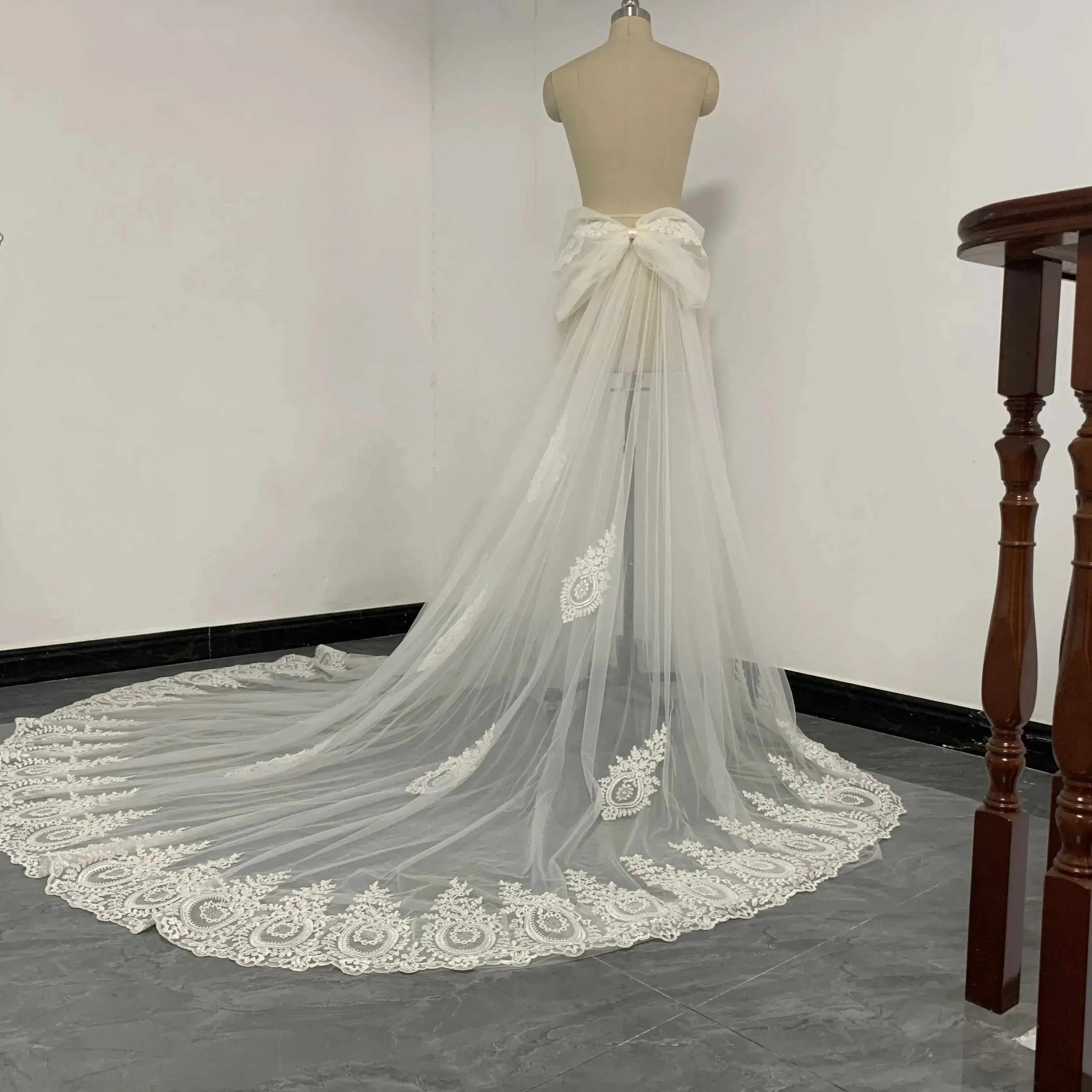 Ivory Bridal Detachable Train, , Lace tulle Dress Attached Train, Wedding Dress Train, Bridesmaids' Ball Dress Train
Ivory Bridal Detachable Train, , Lace tulle Dress Attached Train, Wedding Dress Train, Bridesmaids' Ball Dress Train