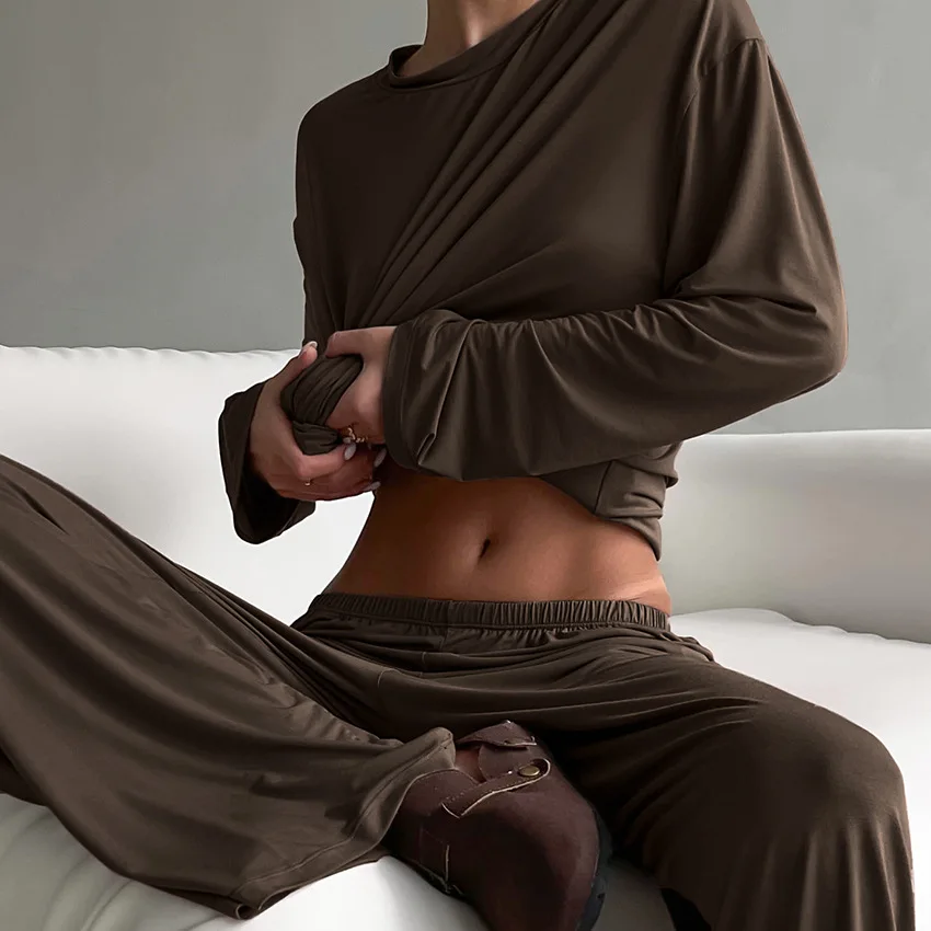 2025 Spring Round Neck Elastic Knit Long Sleeve Long Pants Pajamas Two-piece Loose Casual Ladies Home Clothes
2025 Spring Round Neck Elastic Knit Long Sleeve Long Pants Pajamas Two-piece Loose Casual Ladies Home Clothes
