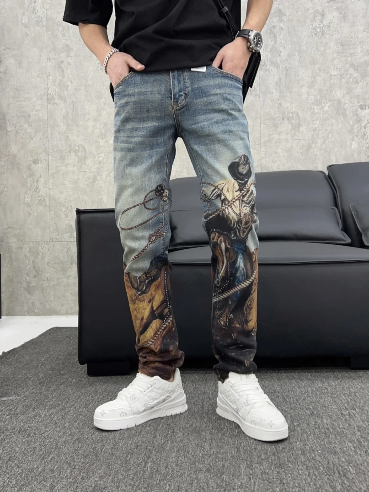 Faionable Slim Fit Blue Men's Jeans Spring Summer New Sle Personali Print Long Pants Wear Resistant Youth Casual Trousers
Faionable Slim Fit Blue Men's Jeans Spring Summer New Sle Personali Print Long Pants Wear Resistant Youth Casual Trousers